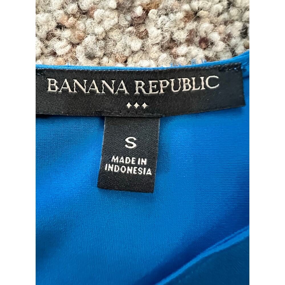 Banana Republic Tank/Shell, Small, Blue, Lightweight, Office, Sleeveless - Picture 3 of 8